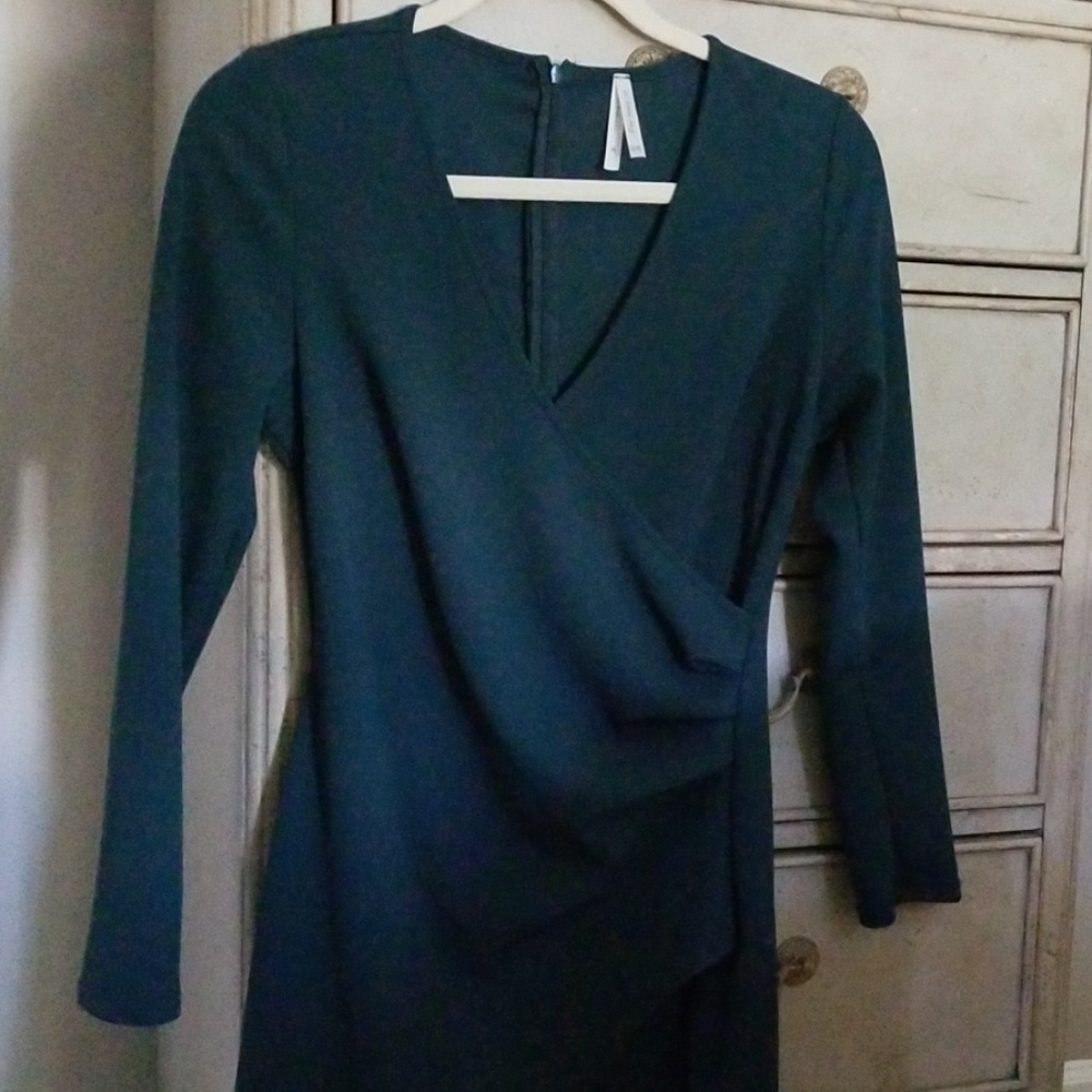 Dark green longsleeve dress